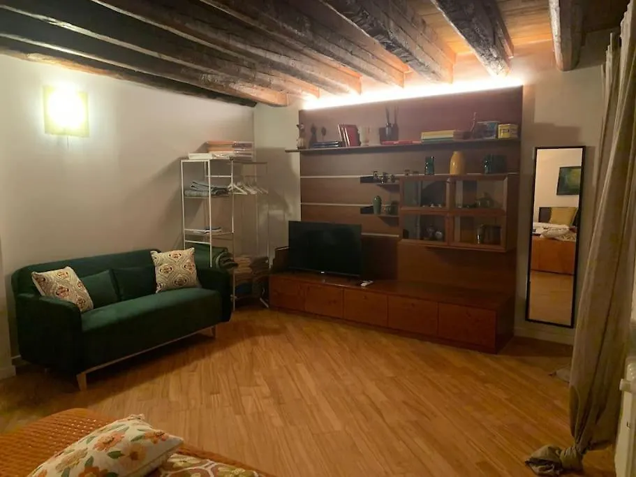 Al Capitello Apt, 5 Minutes From Treviso Airport Apartment