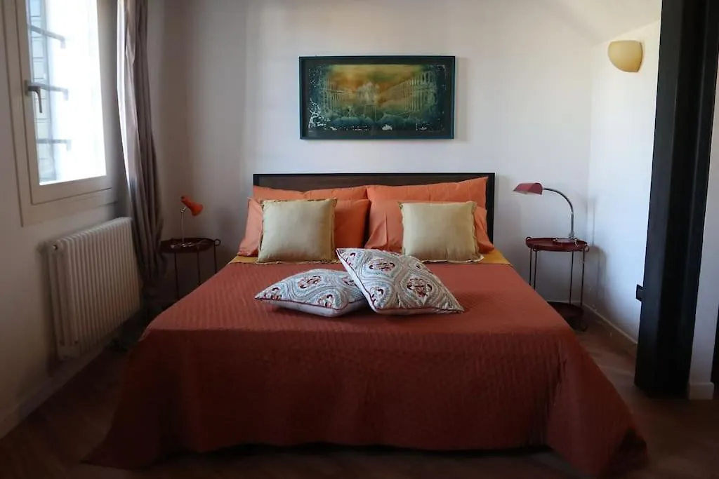 Al Capitello Apt, 5 Minutes From Treviso Airport Apartment