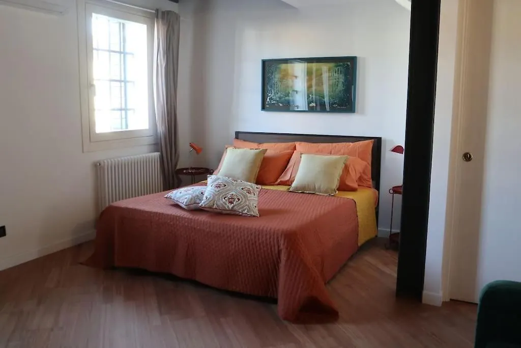 Al Capitello Apt, 5 Minutes From Treviso Airport contacts