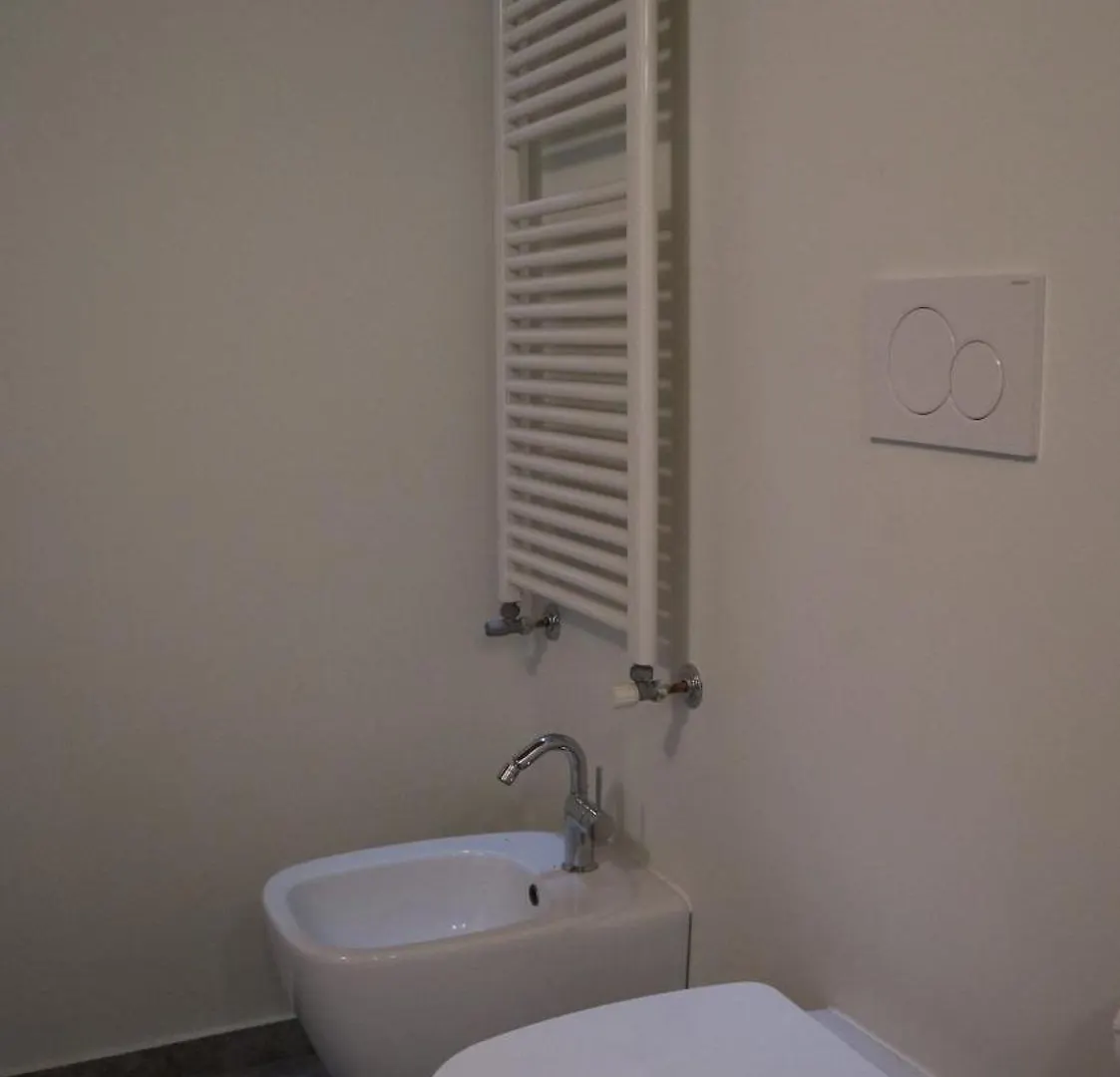 Al Capitello Apt, 5 Minutes From Treviso Airport Italy